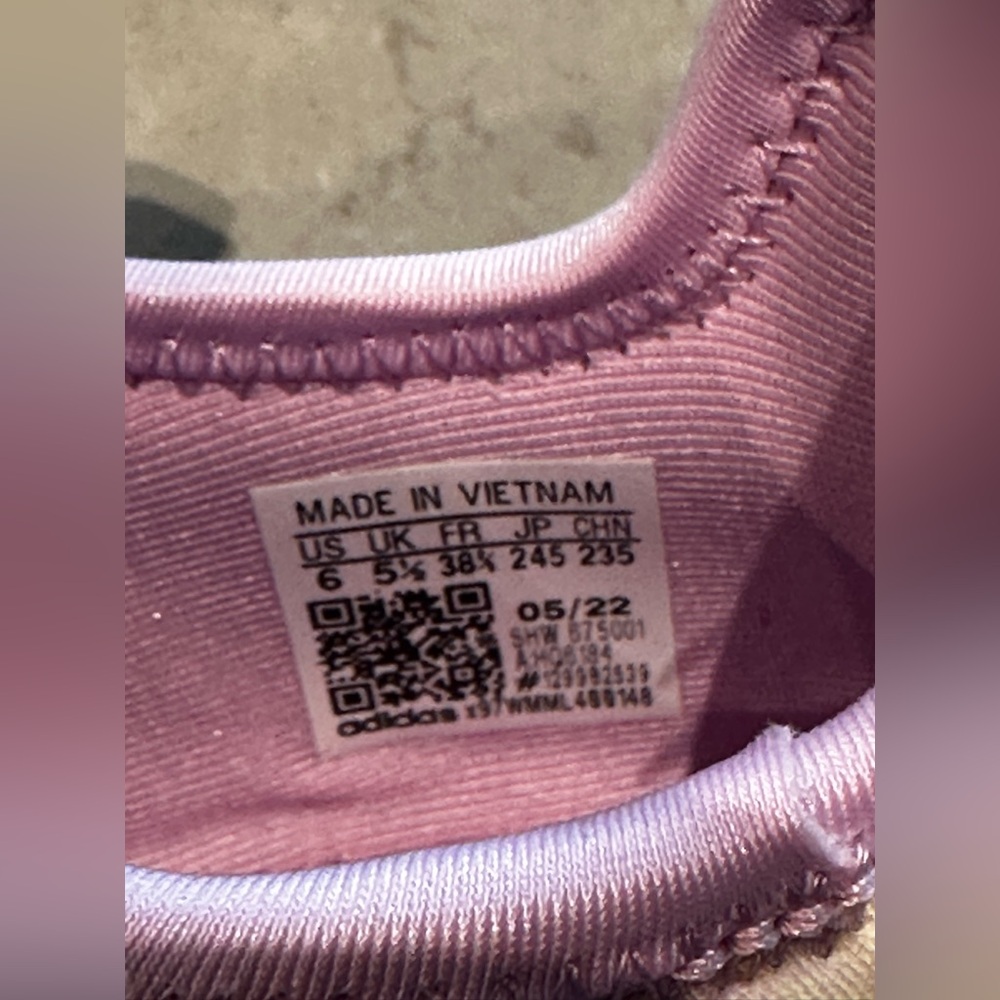 Adidas NMD_R1 Pastel Pink Tie Dye Fits Women’s 7 - 7.5 or Youth 6Y Big Girl NWT - Picture 8 of 12